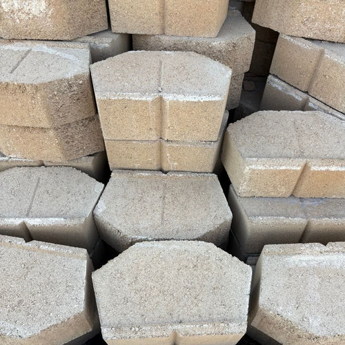 Castle Retaining Wall Block, Tan