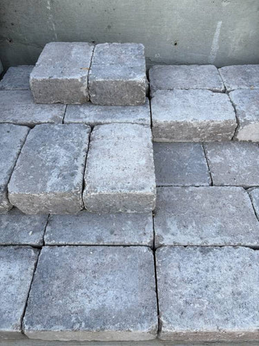 Chaney Enterprises Grotto Hardscape WEATHERED ESTATE WALL WALNUT