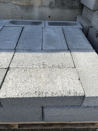 Chaney Enterprises Grotto Hardscape Block 4 X 8 X 16 Solid Cap
